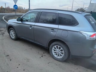 2012 Mitsubishi Outlander III, серый, 1400000 рублей, вид 2