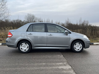 2012 Nissan Tiida I Рестайлинг, серый, 750000 рублей, вид 3
