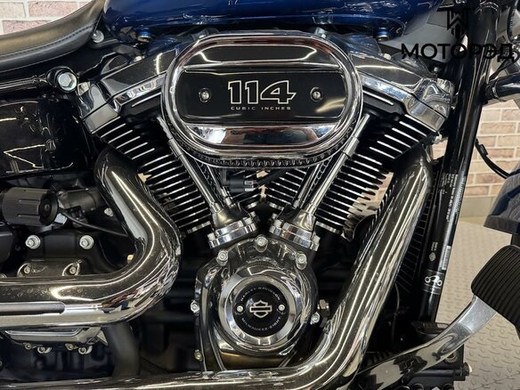 2022 Harley-Davidson Fat Boy, синий - вид 5