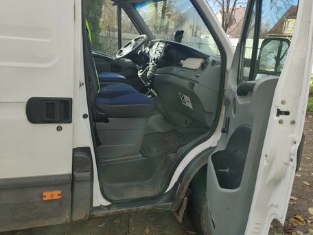 2006 Iveco Daily, белый, 1300000 рублей, вид 4