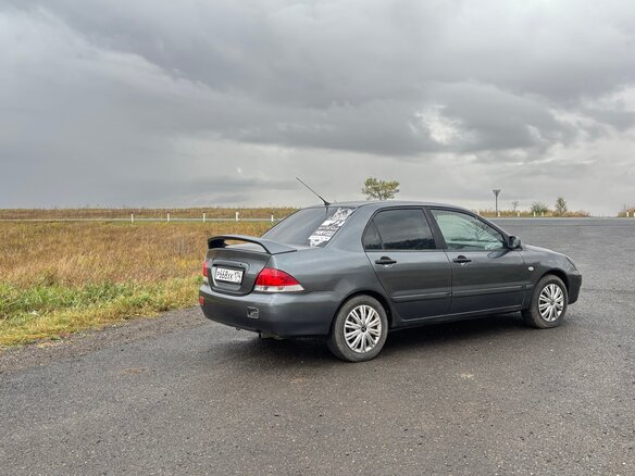 2006 Mitsubishi Lancer IX Рестайлинг, серый, 240000 рублей - вид 3