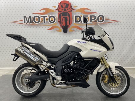 2010 Triumph Tiger 1050, белый, 495000 рублей, вид 1