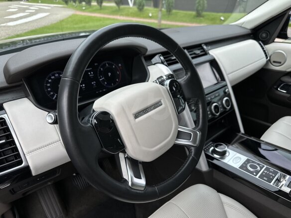 2018 Land Rover Discovery V, чёрный, 3278956 рублей - вид 15