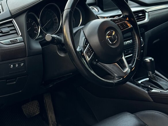 2015 Mazda 6 III (GJ) Рестайлинг, белый, 1700000 рублей - вид 11