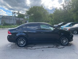 2011 Volkswagen Polo V, чёрный, 800000 рублей, вид 3
