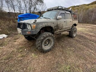 1989 Toyota Hilux V, зелёный, 900000 рублей, вид 1