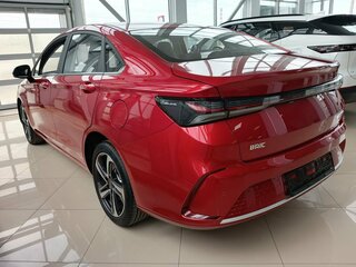 2026 BAIC U5 Plus, красный, 1890000 рублей, вид 4