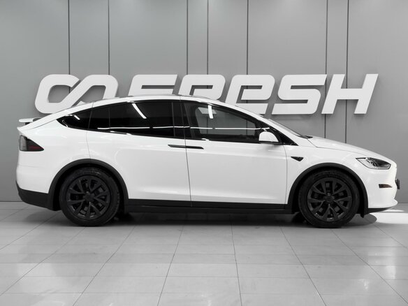 2022 Tesla Model X Long Range I Рестайлинг, белый, 7869000 рублей - вид 4