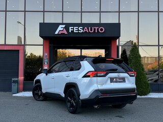 2021 Toyota RAV4 V (XA50), белый, 3339000 рублей, вид 4