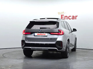 2025 BMW X1 20d xDrive III (U11/U12), серый, 6120000 рублей, вид 4
