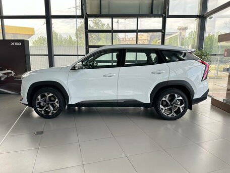 2026 Geely Atlas II, белый, 3449990 рублей, вид 3