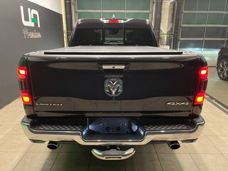 2019 Ram 1500 Crew Cab V, чёрный, 6100000 рублей, вид 5
