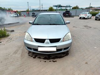2009 Mitsubishi Lancer Classic IX Рестайлинг, серебристый, 415000 рублей, вид 2