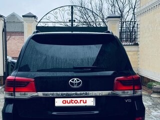 2011 Toyota Land Cruiser 200 Series, чёрный, 3500000 рублей, вид 4