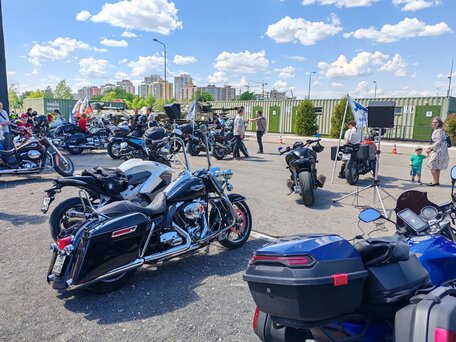 2014 Harley-Davidson Road King, чёрный, 1490000 рублей, вид 1