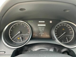 2019 Toyota Camry VIII (XV70), белый, 3250000 рублей, вид 5