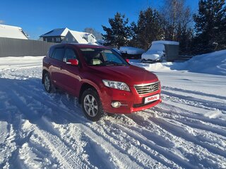 2011 Toyota RAV4 III (XA30) Рестайлинг, красный, 1550000 рублей, вид 3