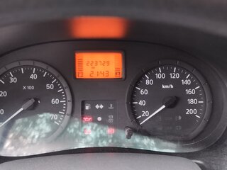 2009 Renault Logan I, серый, 310000 рублей, вид 4
