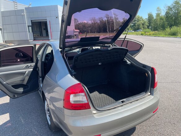 2013 Skoda Octavia II (A5) Рестайлинг, серебристый, 970000 рублей - вид 10