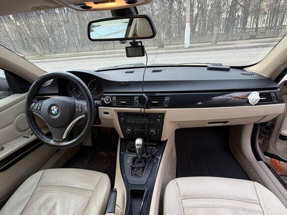 2012 BMW 3 серии 320i V (E90/E91/E92/E93) Рестайлинг, бежевый, 1200000 рублей - вид 2