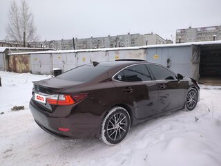 2017 Lexus ES 200 VI Рестайлинг, коричневый, 2750000 рублей, вид 2