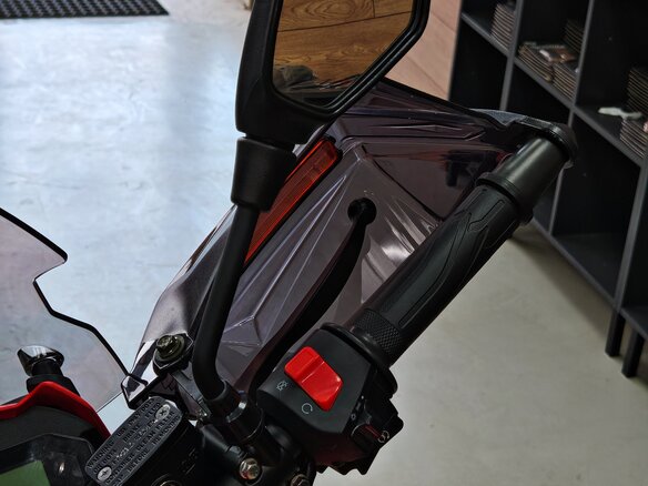2026 Loncin MS250, красный, 176000 рублей - вид 16