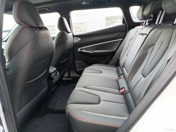2026 Geely Cityray, серый, 2954990 рублей - вид 5