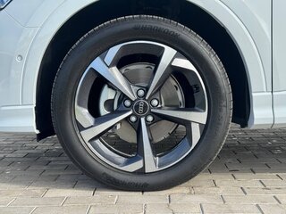 2026 Audi Q3 45 TFSI II (F3), белый, 5290000 рублей, вид 5