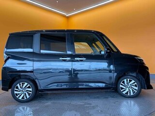 2021 Toyota Roomy I Рестайлинг, чёрный, 770000 рублей, вид 4