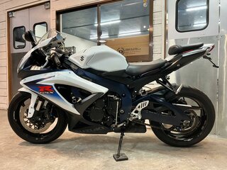 Suzuki GSX-R 750