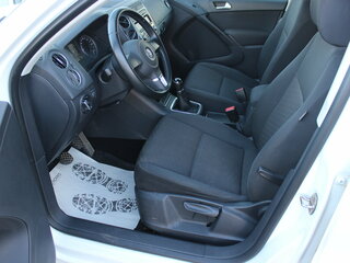 2013 Volkswagen Tiguan I Рестайлинг, белый, 800000 рублей, вид 5