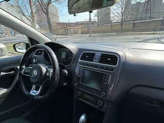 2019 Volkswagen Polo V Рестайлинг, чёрный, 1450000 рублей, вид 5