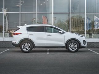 2017 Kia Sportage IV, белый, 1830000 рублей, вид 5