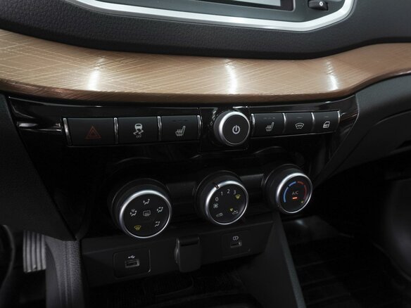 2024 Lada (ВАЗ) Vesta Cross I Рестайлинг (NG), серебристый, 1699000 рублей - вид 15