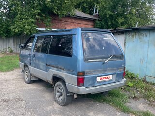 1990 Nissan Largo II (GC22), голубой, 240000 рублей, вид 3