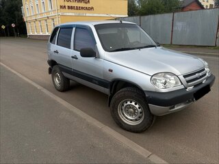 2006 Chevrolet Niva I, серебристый, 410000 рублей, вид 2