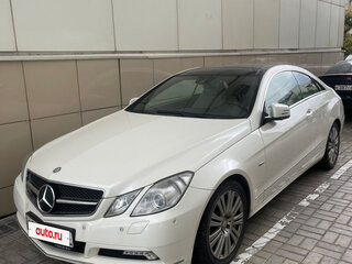 2010 Mercedes-Benz E-Класс 250 5G-Tronic IV (W212, S212, C207), белый, 1750000 рублей, вид 1