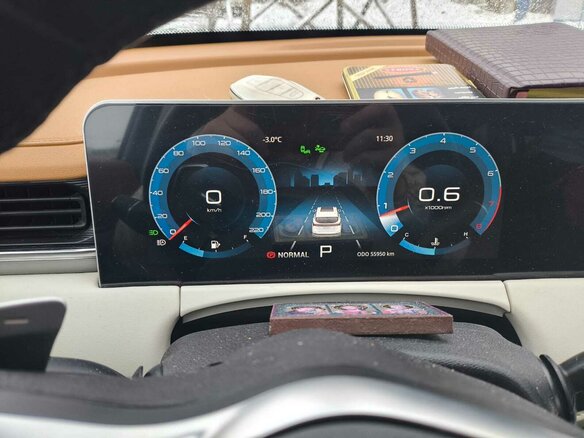 2024 Jetour X70+ I Рестайлинг, серебристый, 2000000 рублей - вид 5