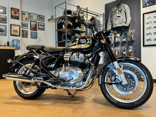 2026 Royal Enfield Classic 650, серебристый, 723000 рублей, вид 3