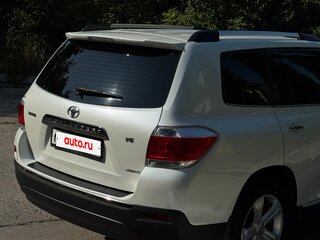 2013 Toyota Highlander II (XU40) Рестайлинг, белый, 2250000 рублей, вид 5