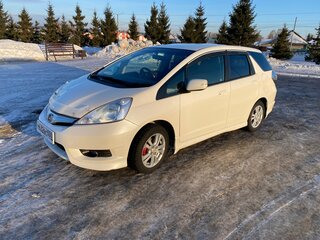 2012 Honda Fit Shuttle I, белый, 900000 рублей, вид 2