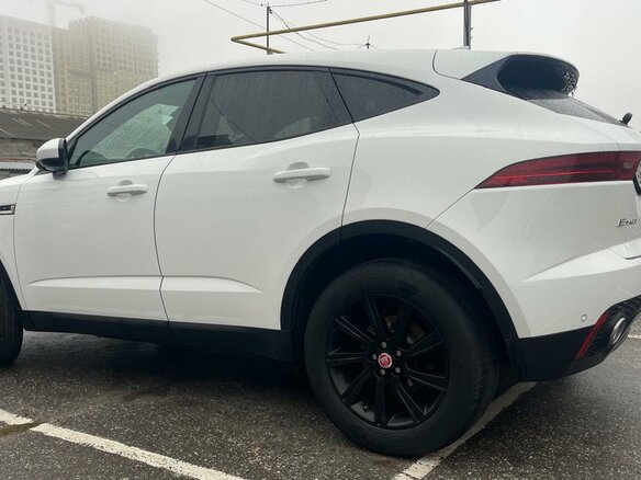 2018 Jaguar E-Pace I, белый, 2850000 рублей - вид 6