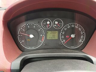 2008 Ford Fiesta Mk5, красный, 248000 рублей, вид 5