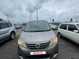 2011 Nissan Serena IV (C26), серый, 1100000 рублей, вид 2