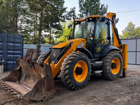 2011 JCB 4CX, 5950000 рублей