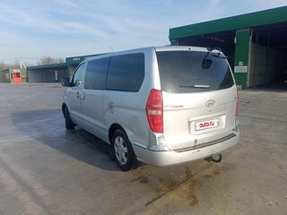 2010 Hyundai Grand Starex I, серебристый, 1530000 рублей, вид 3