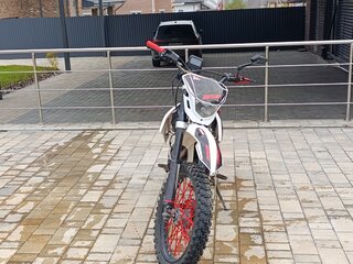 2022 BSE Z1, чёрный, 77000 рублей, вид 3