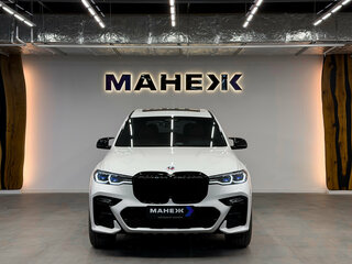 2021 BMW X7 40i I (G07), белый, 9200000 рублей, вид 2