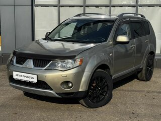 Mitsubishi Outlander II