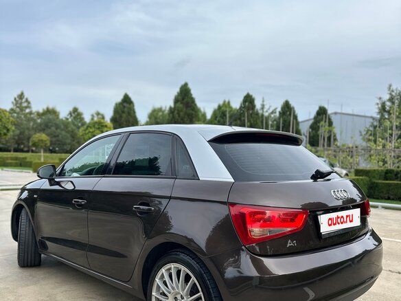 2012 Audi A1 I (8X), коричневый, 990000 рублей - вид 3